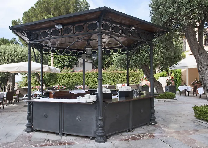 Отель Grand San Pietro Таормина